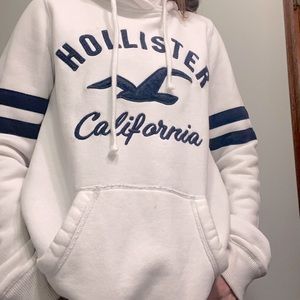 WHITE HOLLISTER HOODIE